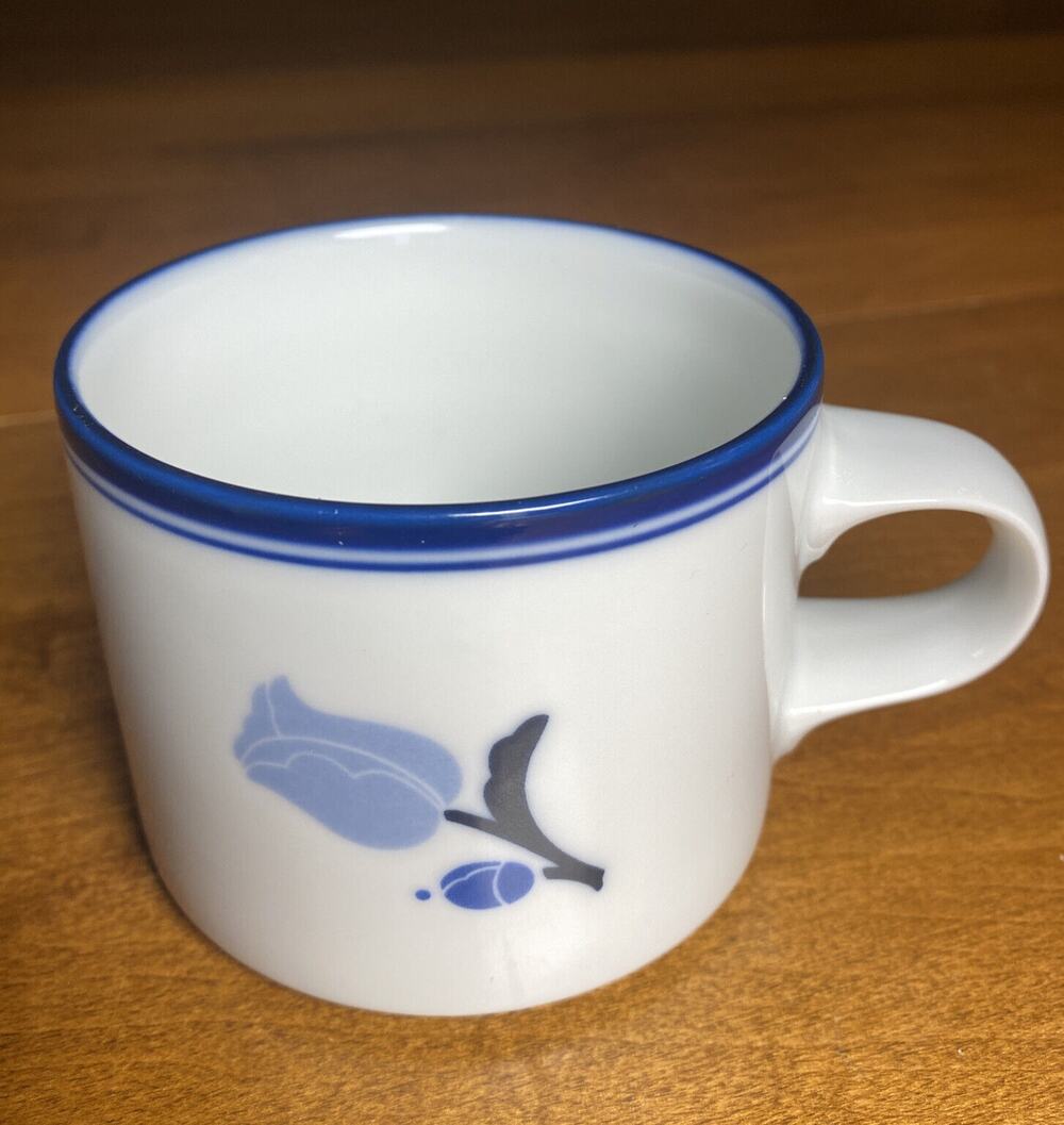 DANSK Tivoli Coffee Tea Mug Cup La Tulipe Japan White Blue Black Floral Tulip